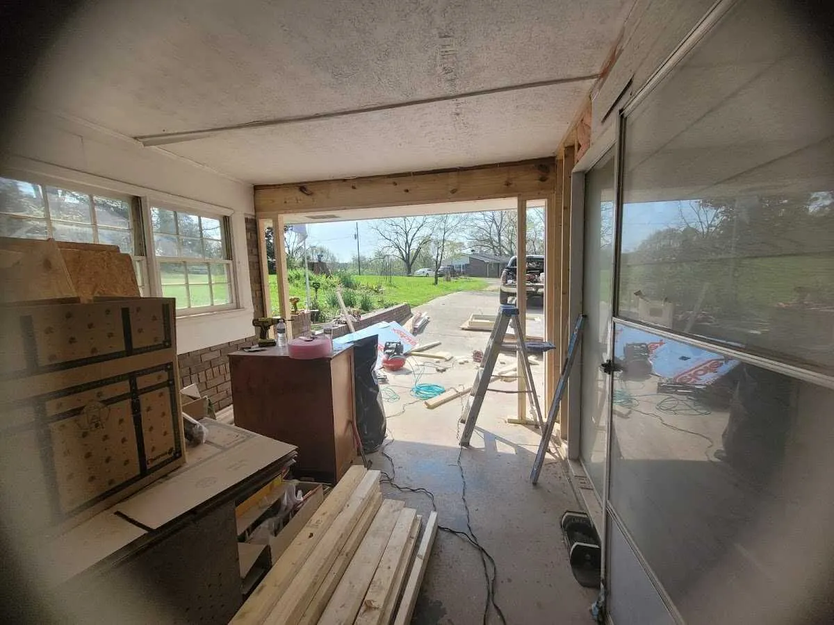 Air movers and dehumidifier for Drying & Dehumidification in East Bridgewater